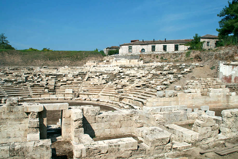 Първи Античен театър в Лариса, Гърция
