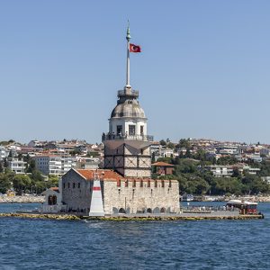 Момина кула в Босфора, Истанбул, Турция