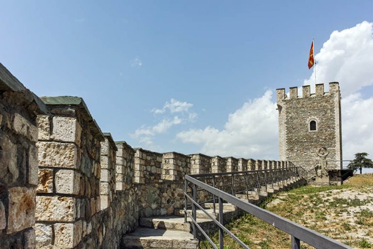 Скопска крепост - Кале, Северна Македония[:] - RILA.WS