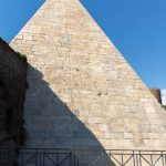 Пирамида на Цестий, Рим