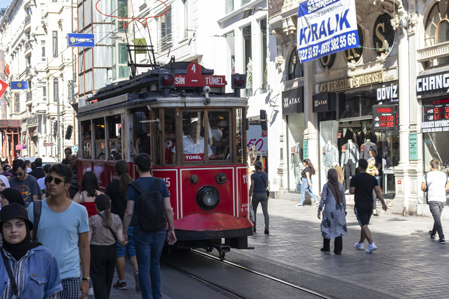 Носталгичен трамвай Истанбул